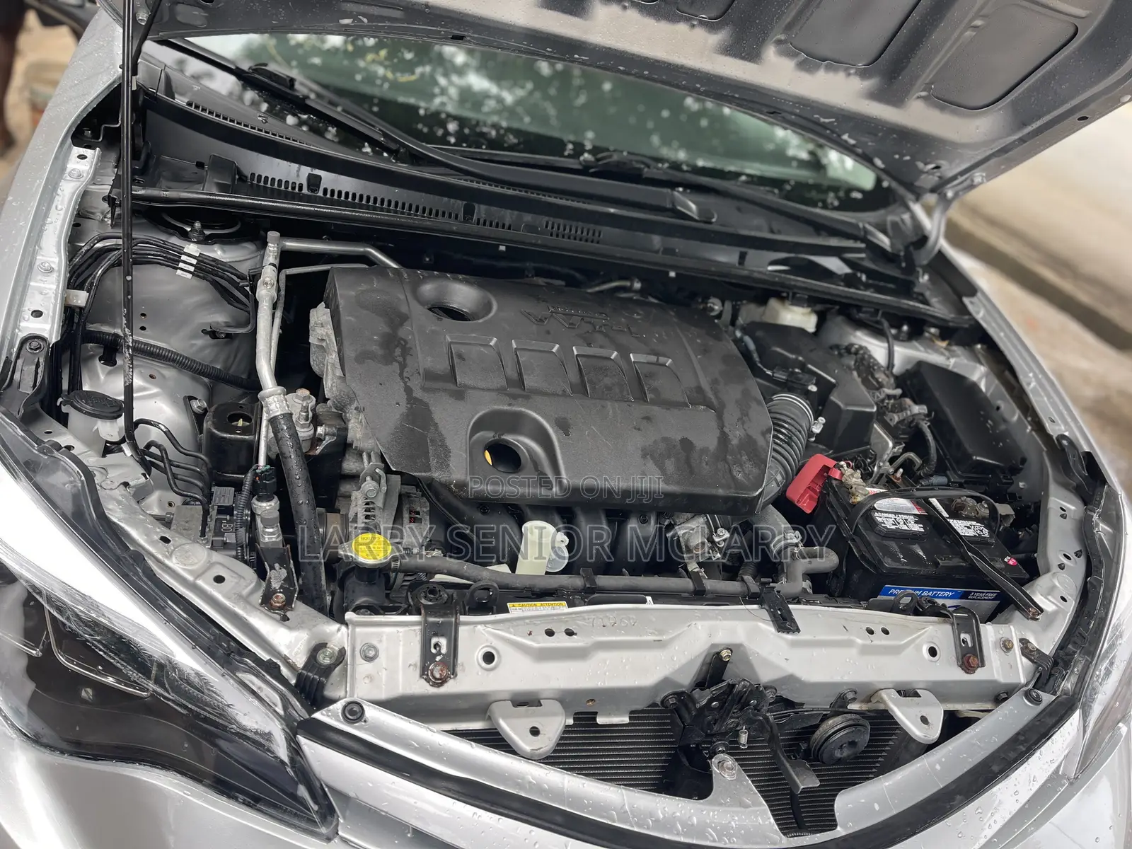 Toyota Corolla XSE 4dr Sedan (1.8L 4cyl CVT) 2017 Silver