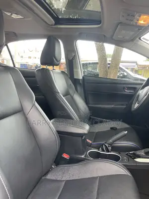 Toyota Corolla XSE 4dr Sedan (1.8L 4cyl CVT) 2017 Silver