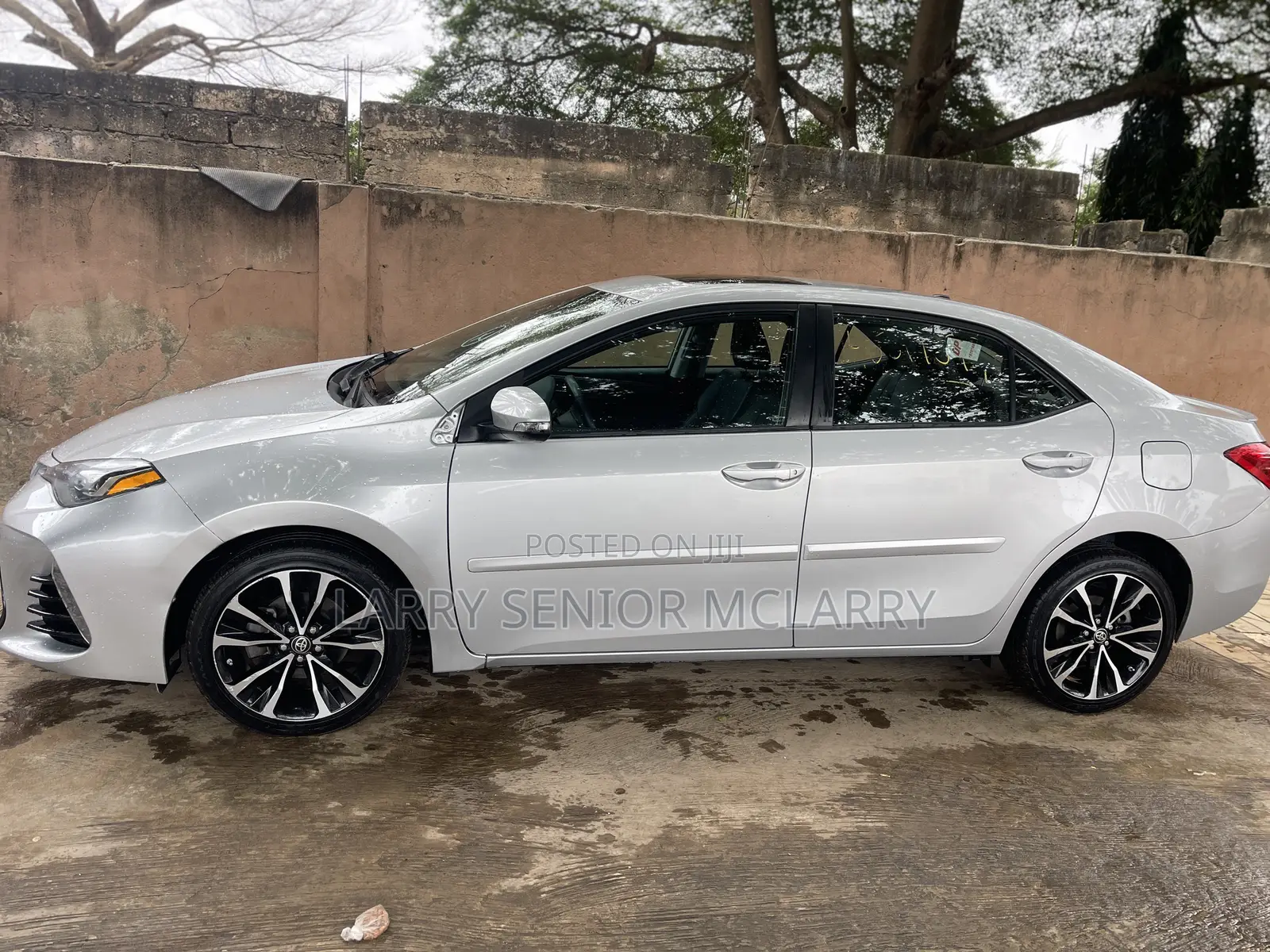 Toyota Corolla XSE 4dr Sedan (1.8L 4cyl CVT) 2017 Silver