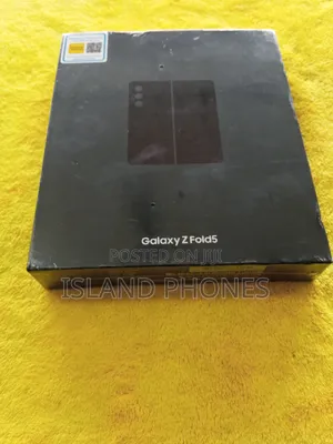 New Samsung Galaxy Z Fold 5 256 GB Black