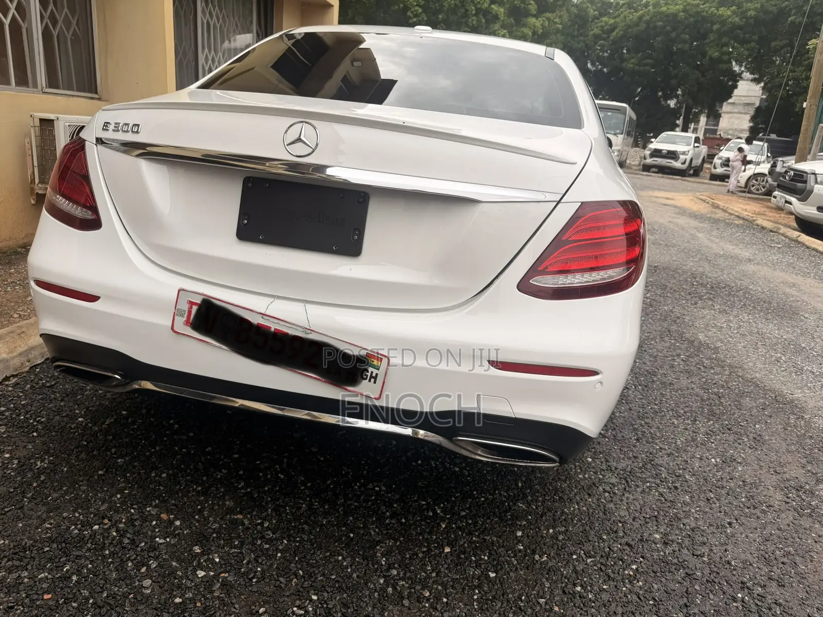Mercedes-Benz E300 Base RWD Sedan (2.0L 4cyl 9A) 2017 White