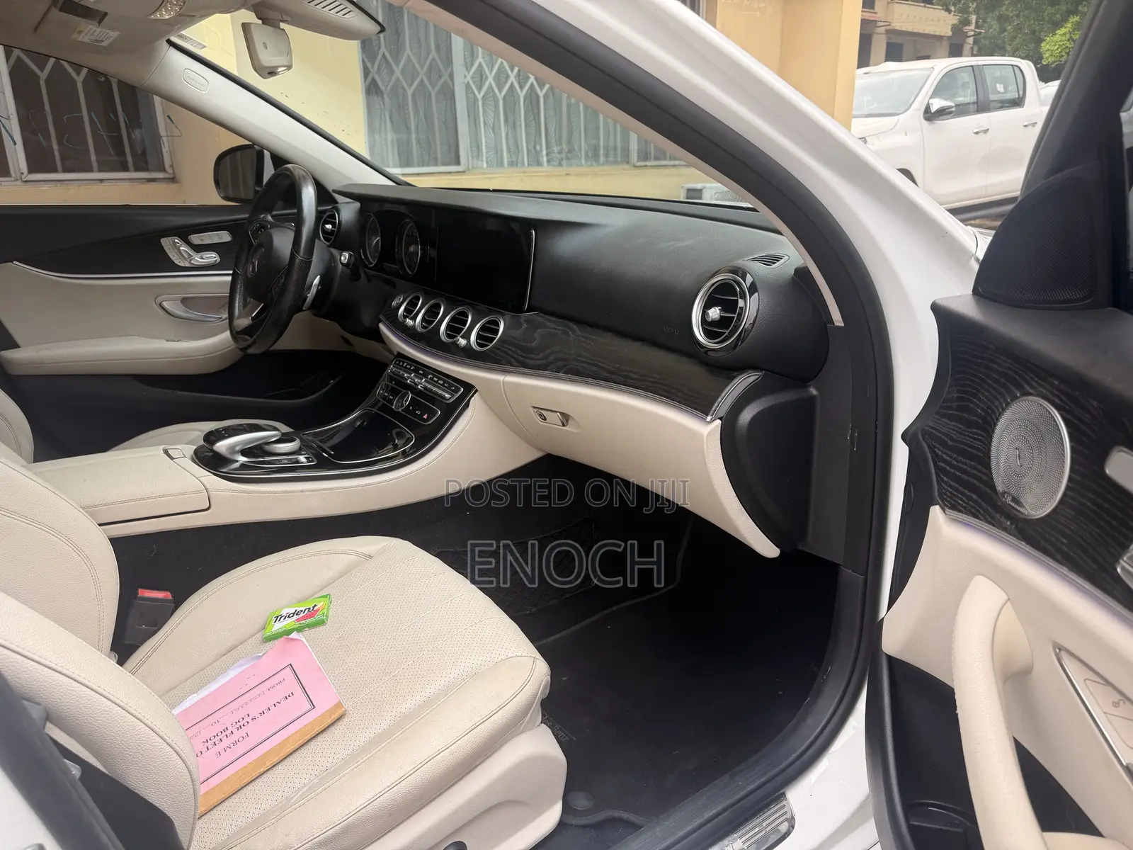 Mercedes-Benz E300 Base RWD Sedan (2.0L 4cyl 9A) 2017 White