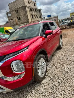 Mitsubishi Outlander SE 2022 Red