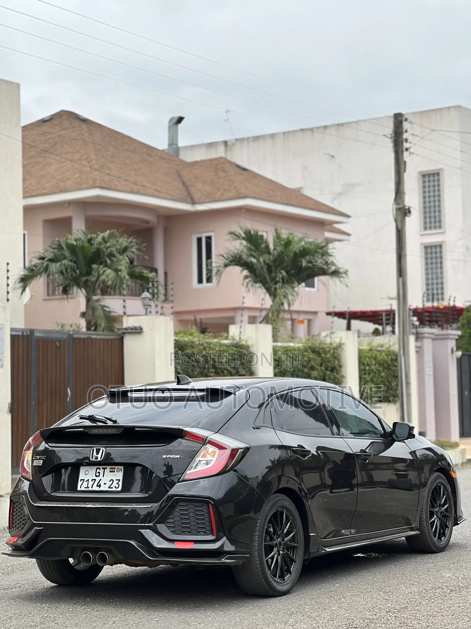 Honda Civic EX 4dr Hatchback (1.5L 4cyl) 2017 Black