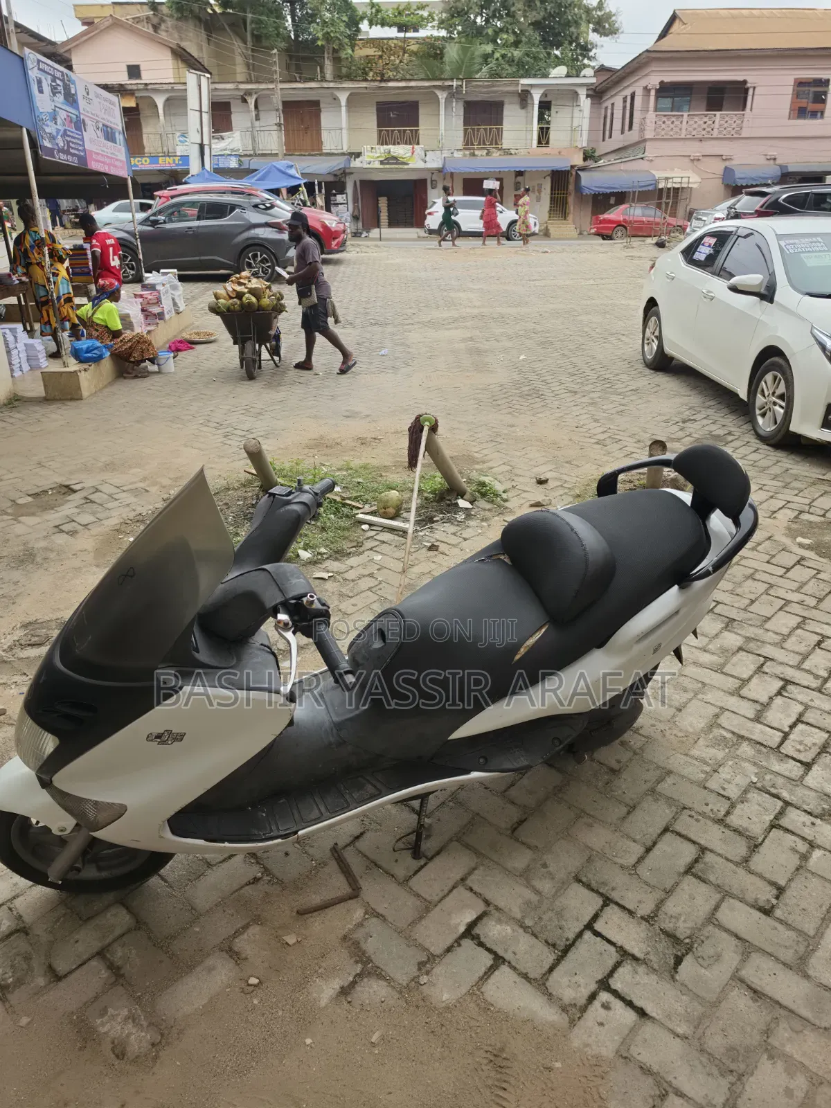 Yamaha Majesty 2001 White