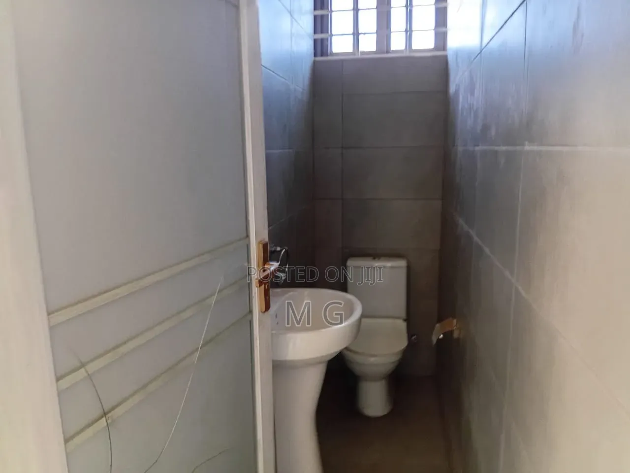 2bdrm Apartment in Savannah Estate, Tema Metropolitan for rent