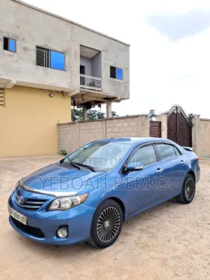 Toyota Corolla 2013 Blue