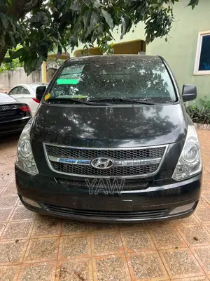 Hyundai H300 2014 Black