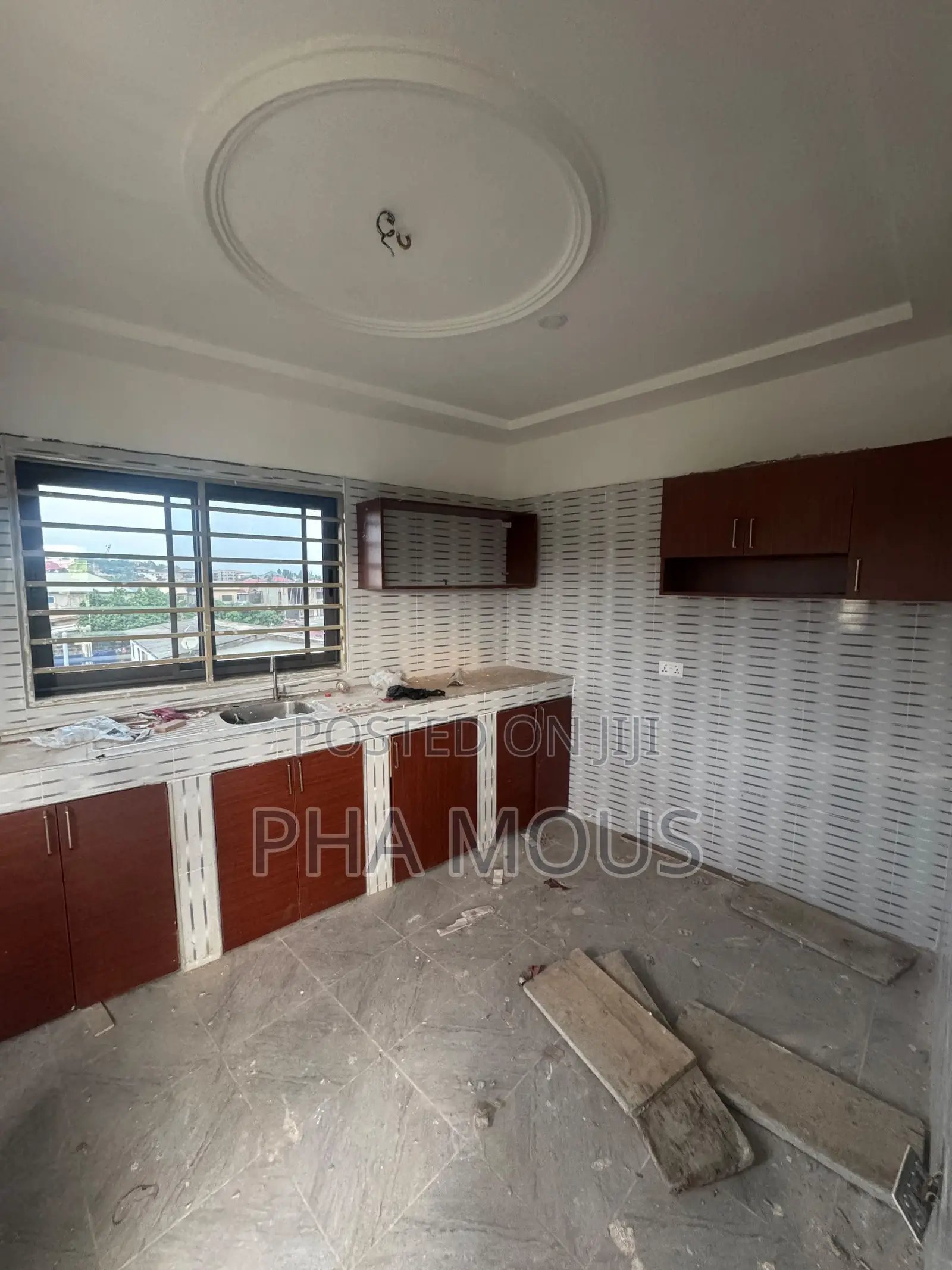 1bdrm Apartment in Mile 7 for rent