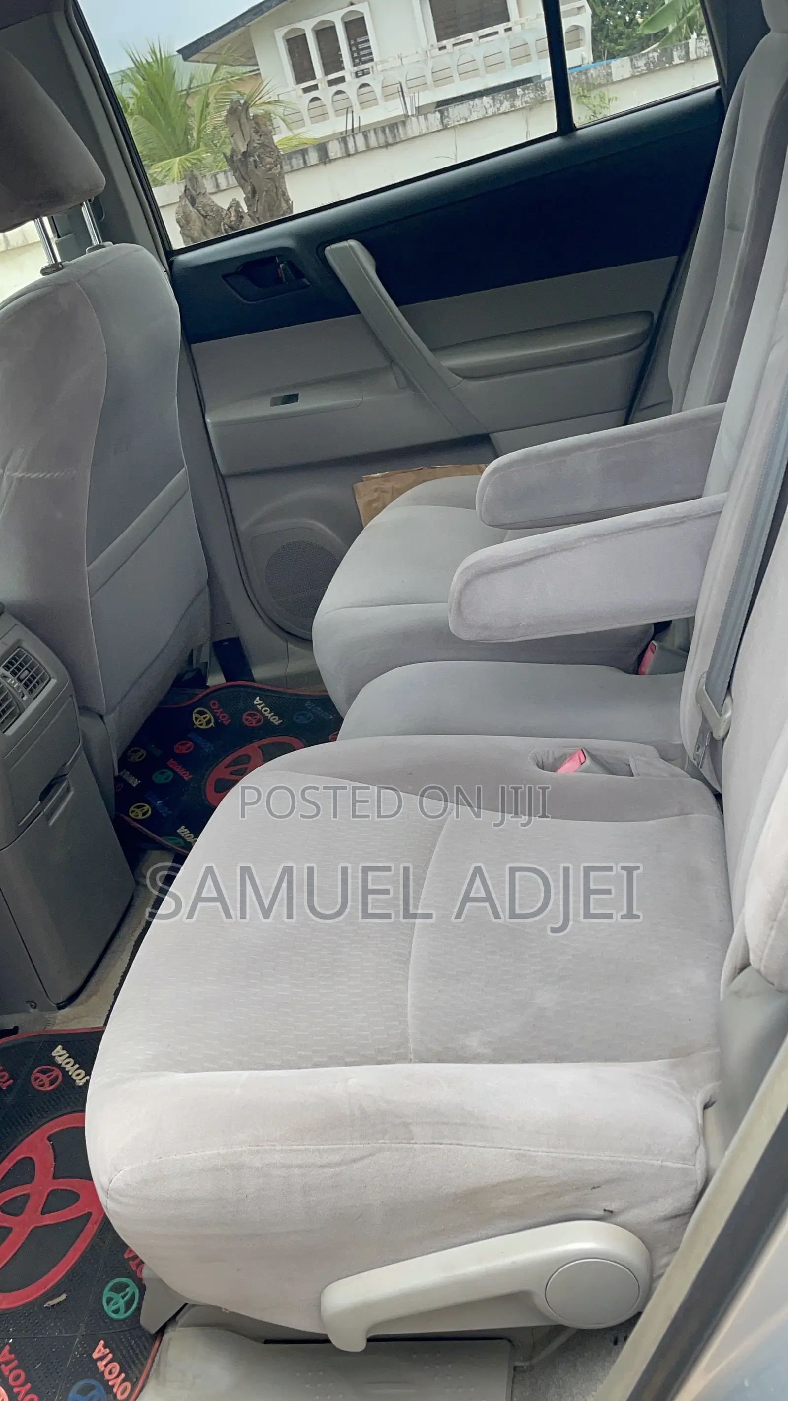 Toyota Highlander 2012 Silver
