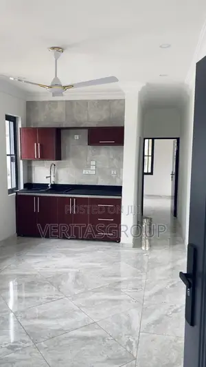 1bdrm Apartment in American House for rent