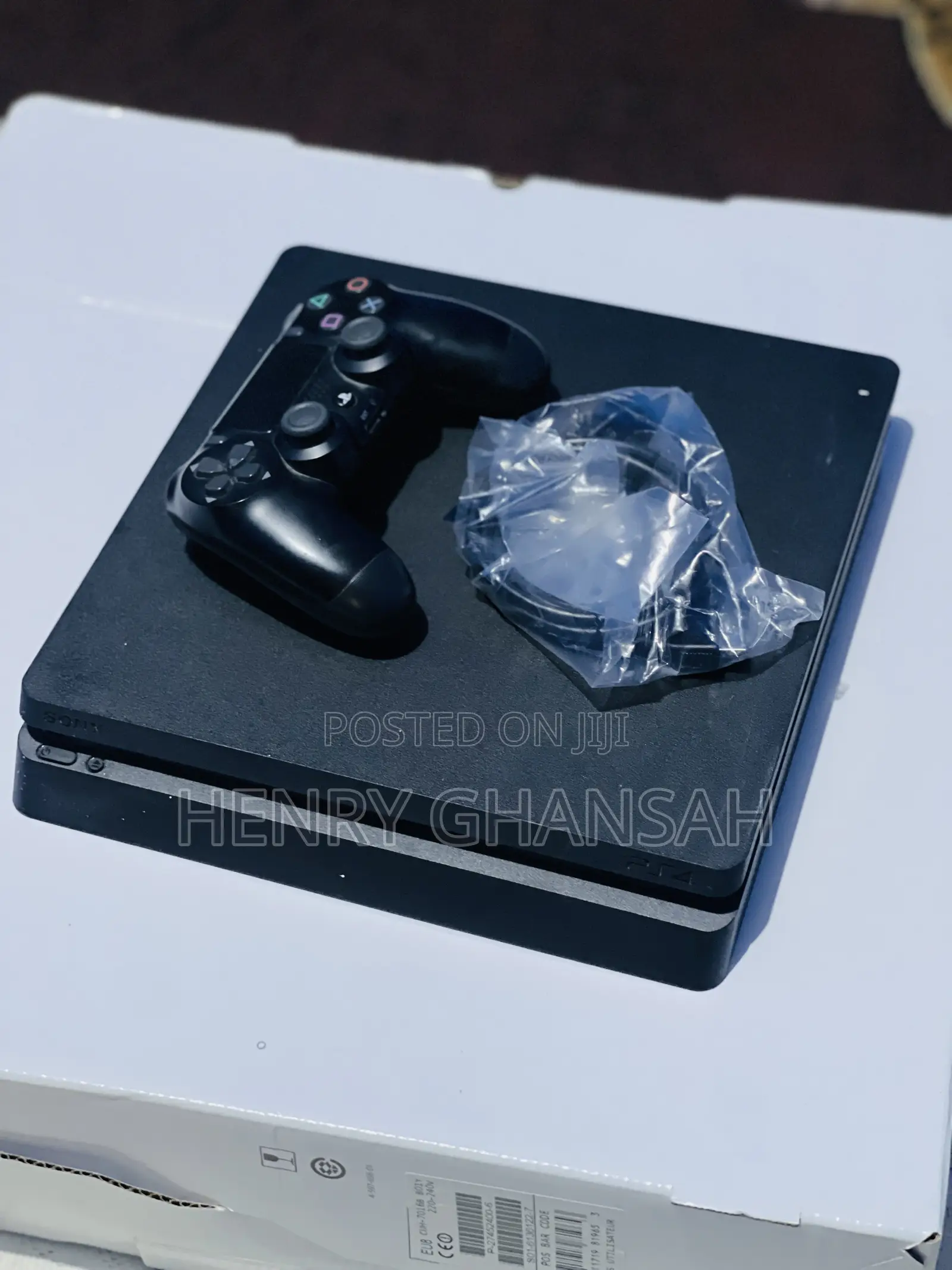 PlayStation 4 Slim