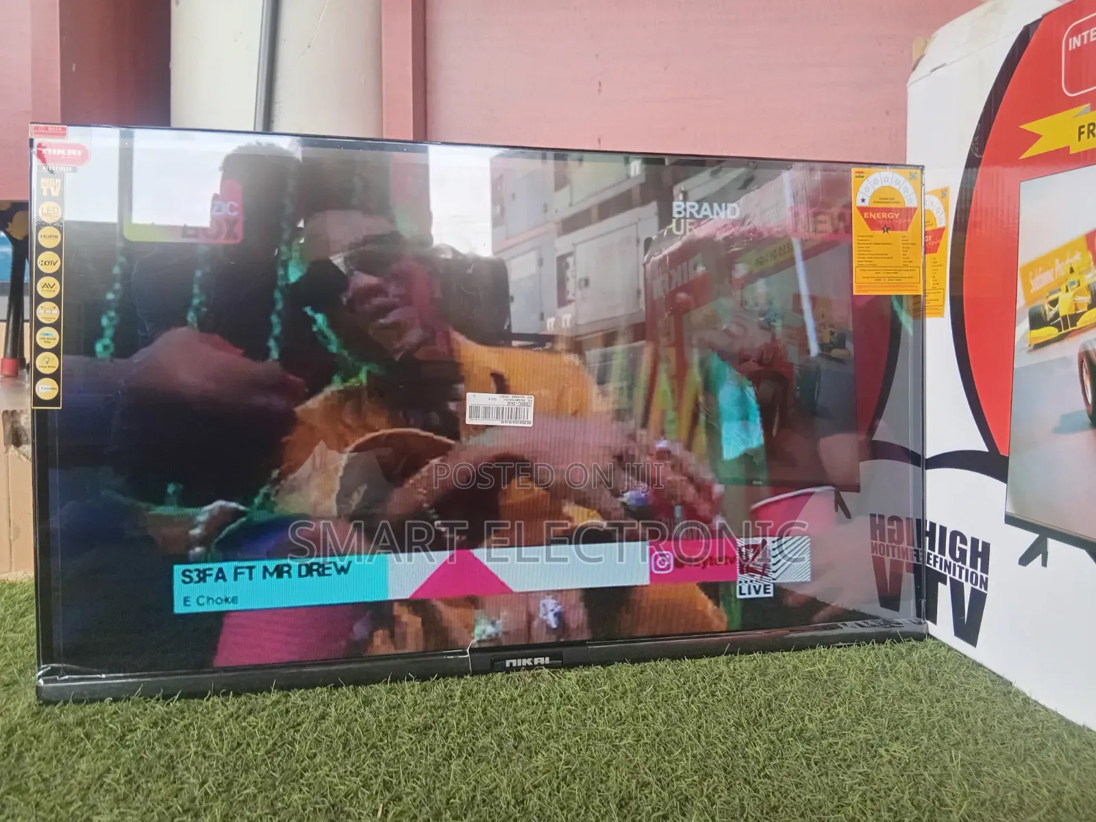 NIKAL 32 Inch LED TV – Frameless Design, HD Picture Affordable Price