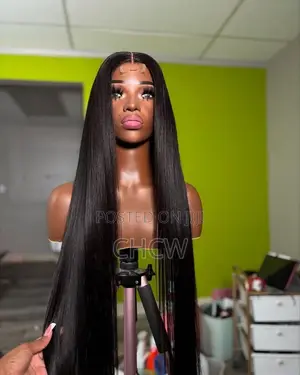 Stunning New Black 30 Inches Long Straight Sleek Wig With AClosure