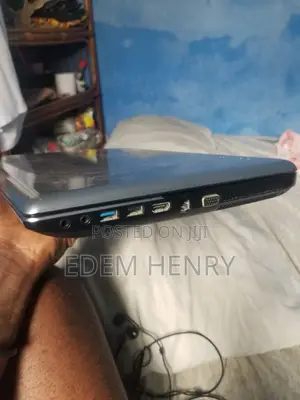 Laptop Toshiba Satellite C55 8GB Intel Core i5 HDD 256GB