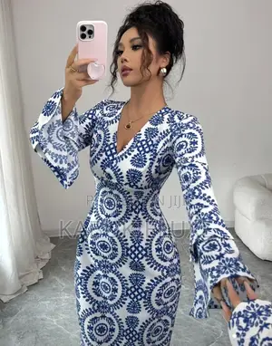 Elegant Blue White Floral Maxi Dress – Slim Fit Flared Sleeves
