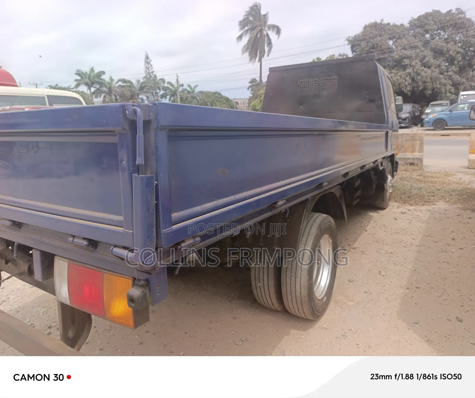Hyundai Mighty 2012 Blue