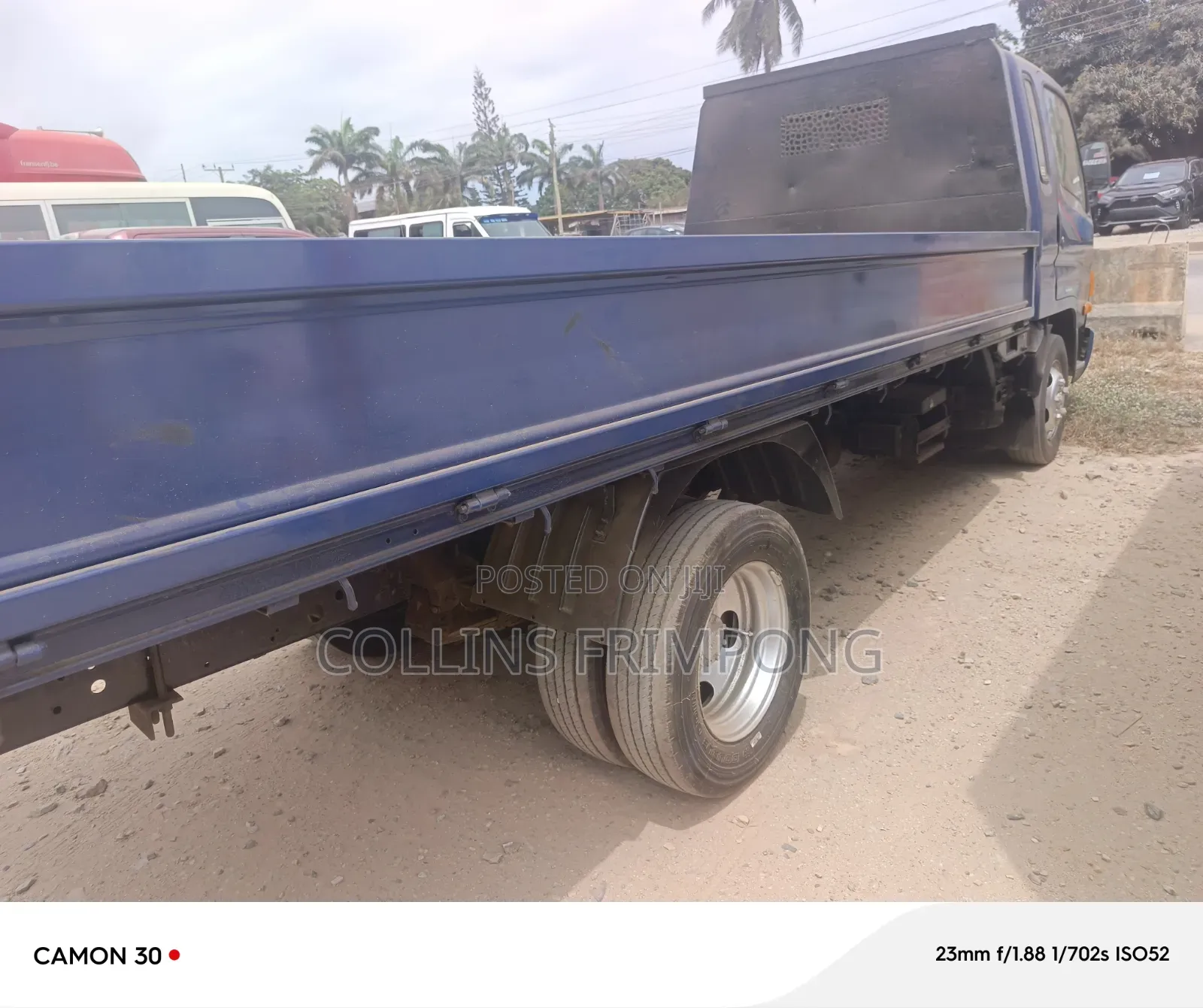Hyundai Mighty 2012 Blue