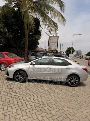 Toyota Corolla XSE 4dr Sedan (1.8L 4cyl CVT) 2017 Silver