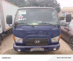 Hyundai Mighty 2012 Blue