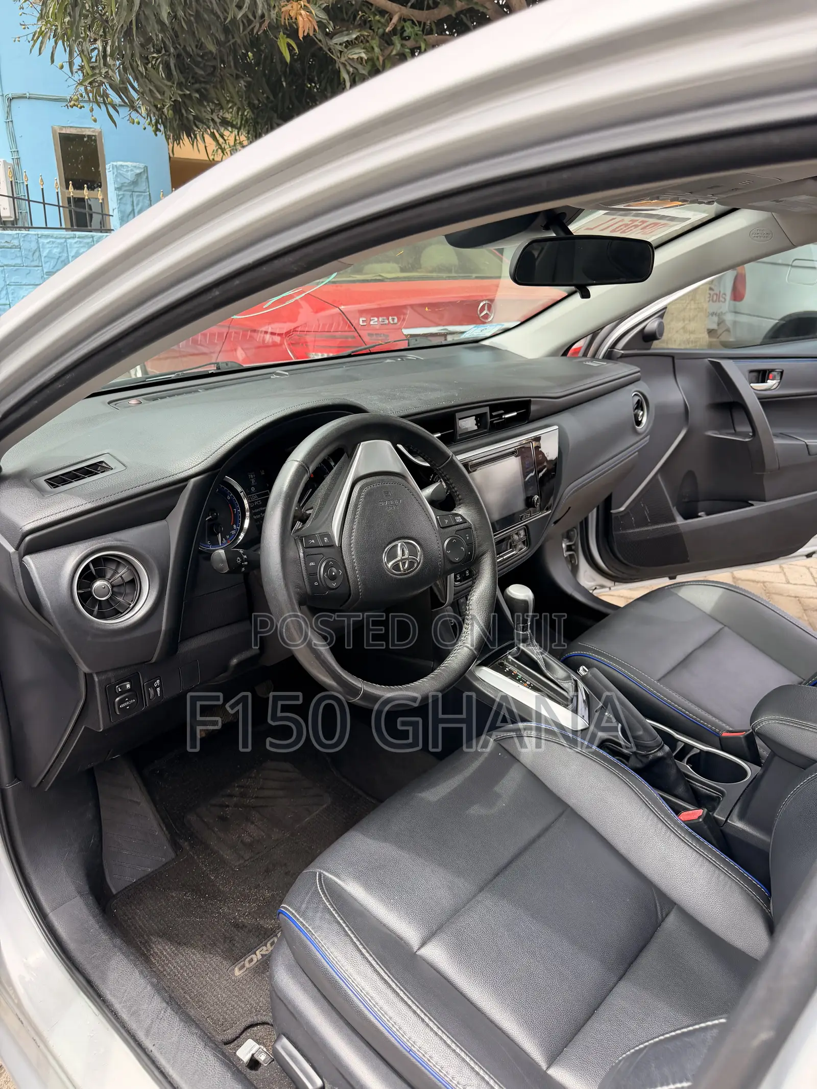 Toyota Corolla XSE 4dr Sedan (1.8L 4cyl CVT) 2017 Silver