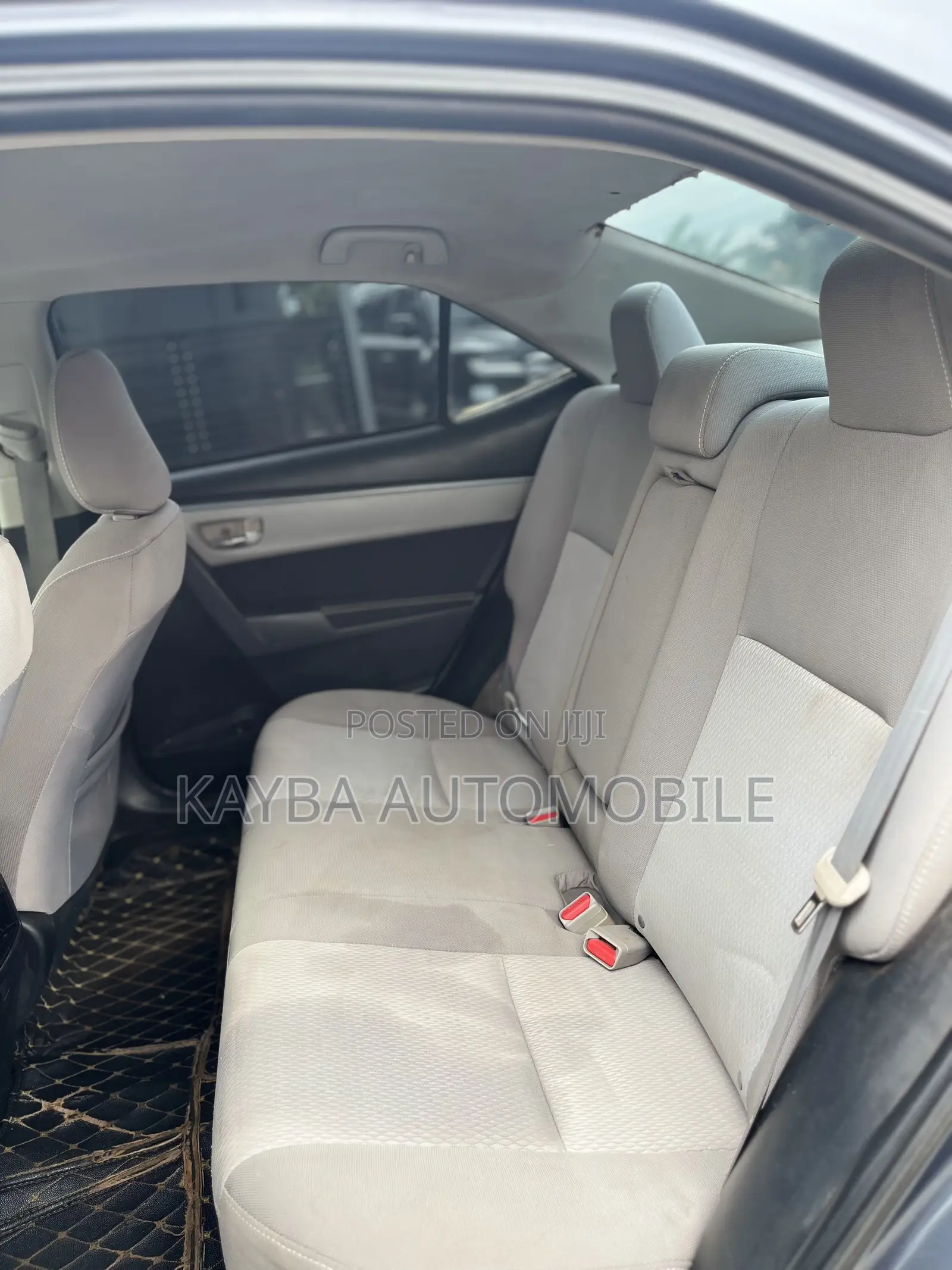 Toyota Corolla 2016 Gray
