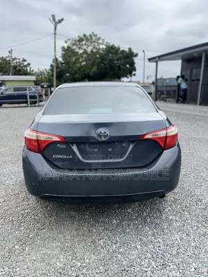 Toyota Corolla 2016 Gray