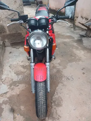 Honda CB 2019 Red