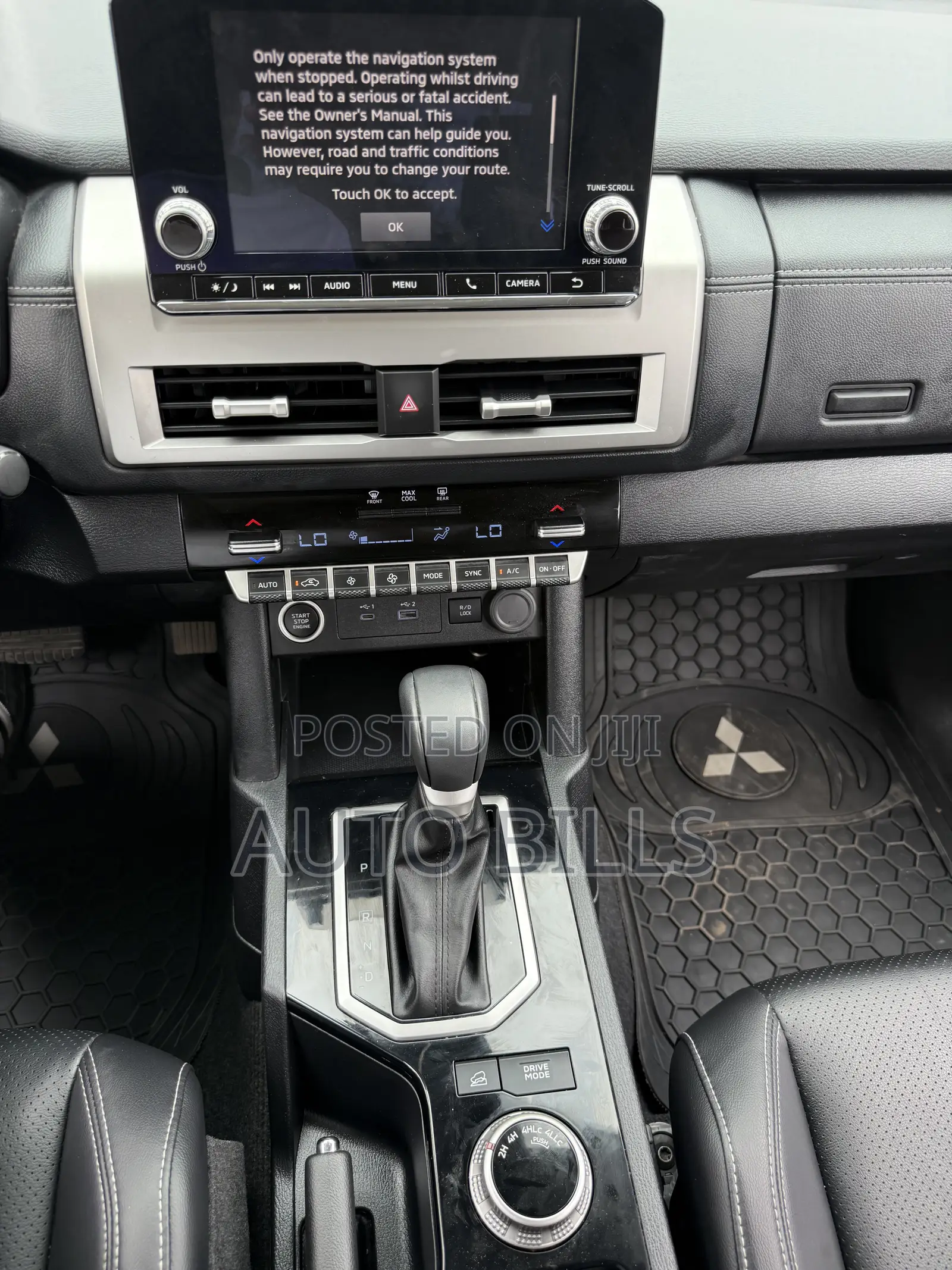 Mitsubishi L200 2025 Gray