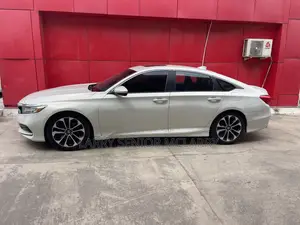 Honda Accord Sport 2.0T 2018 Gold