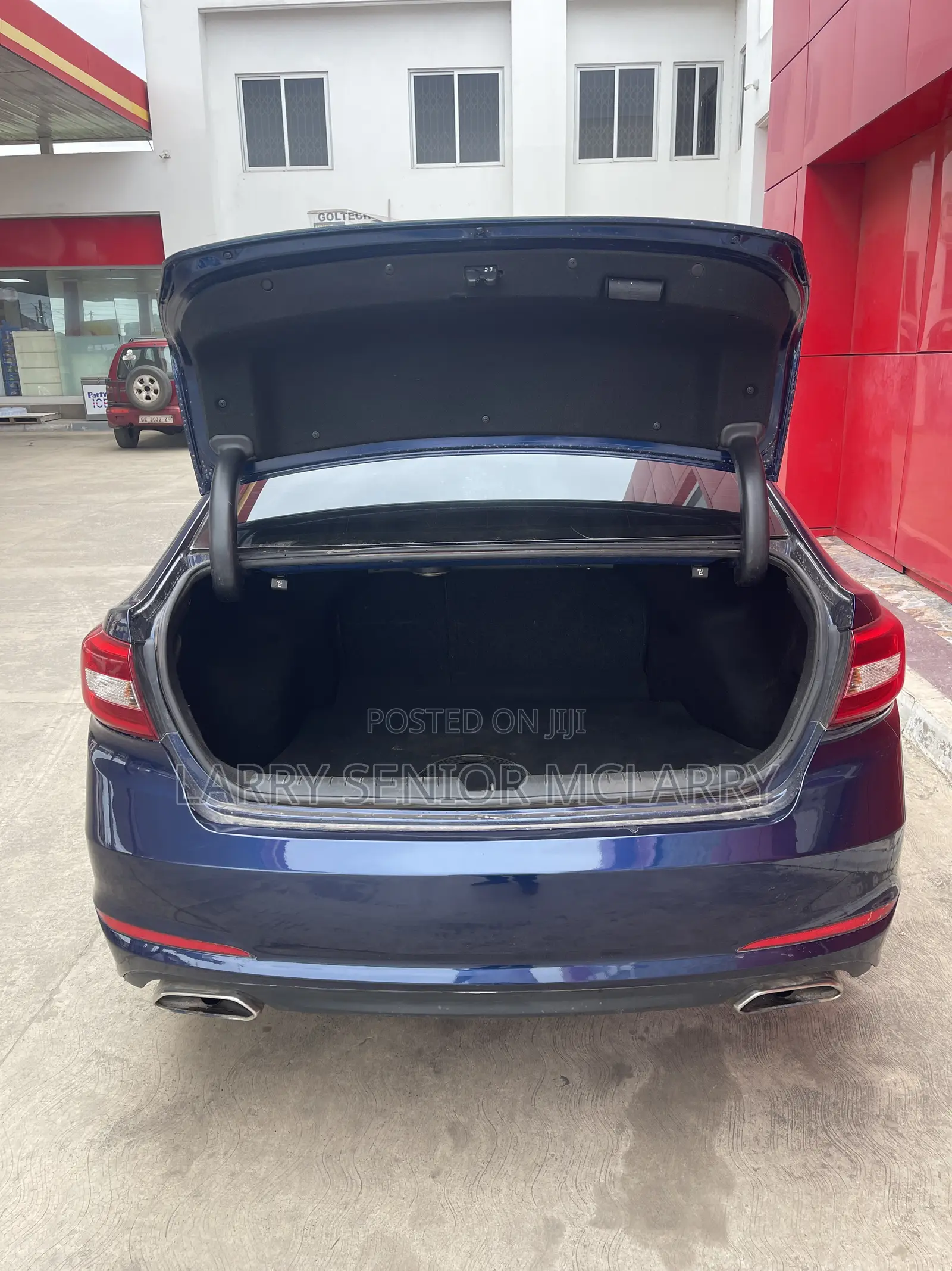 Hyundai Sonata Sport 2.0T Sedan FWD (2.0L 4cyl 6A) 2017 Blue
