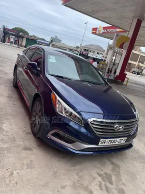 Hyundai Sonata Sport 2.0T Sedan FWD (2.0L 4cyl 6A) 2017 Blue