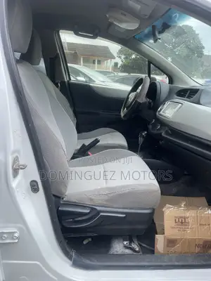 Toyota Vitz 2012 White