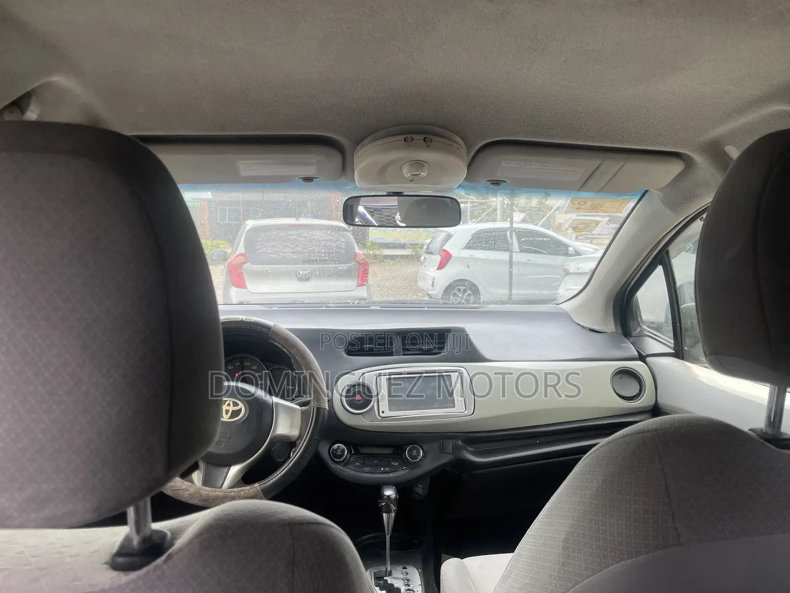 Toyota Vitz 2012 White