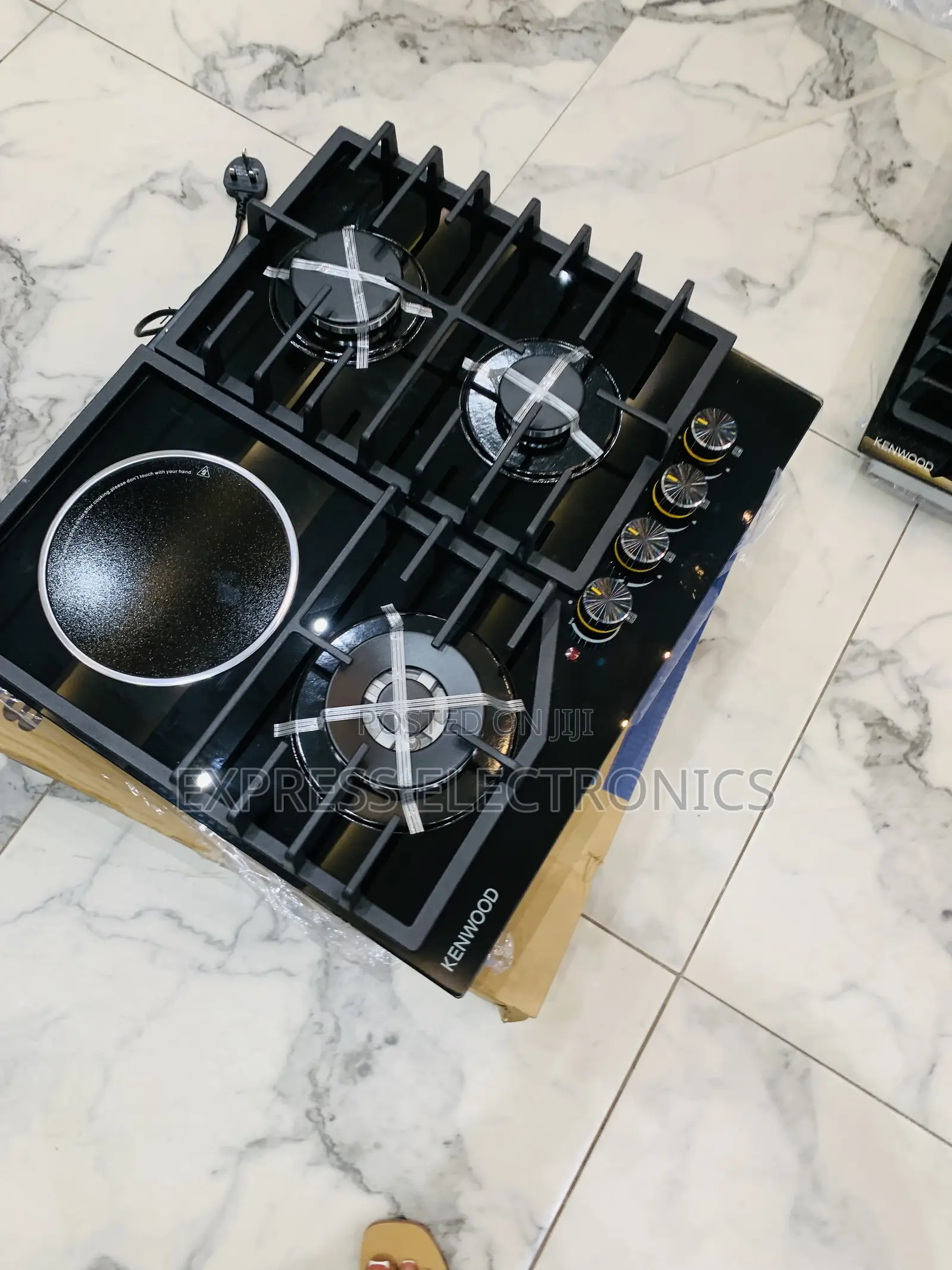 Grab the New 3-1 Sto Be Built in Kenwood 60CM
