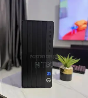 Desktop Computer HP 290 G9 16GB Intel Core i7 SSD 256GB