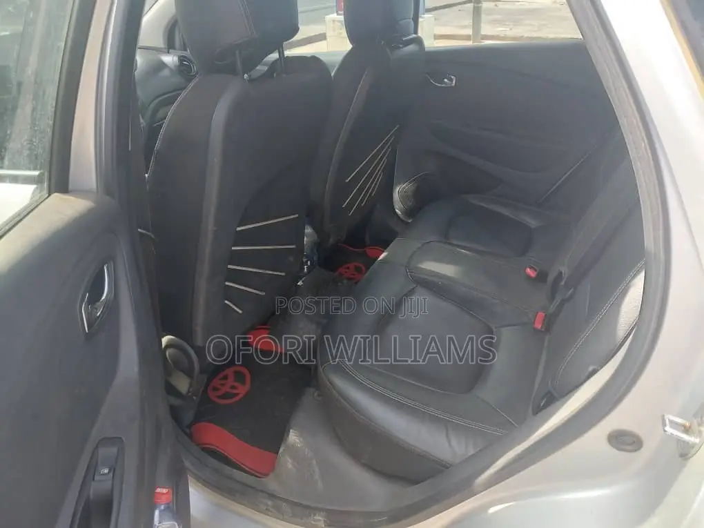 Renault Duster 2017 Silver