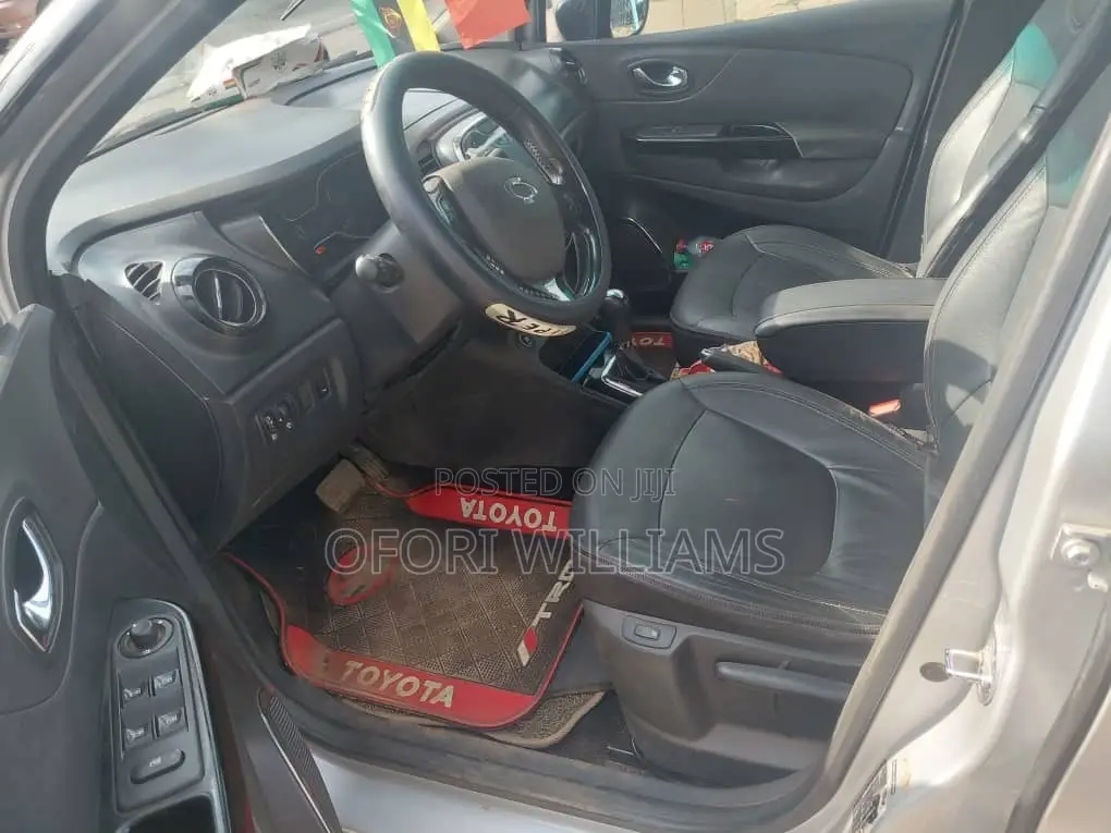 Renault Duster 2017 Silver