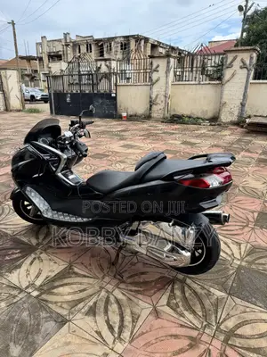Yamaha Majesty 2012 Black