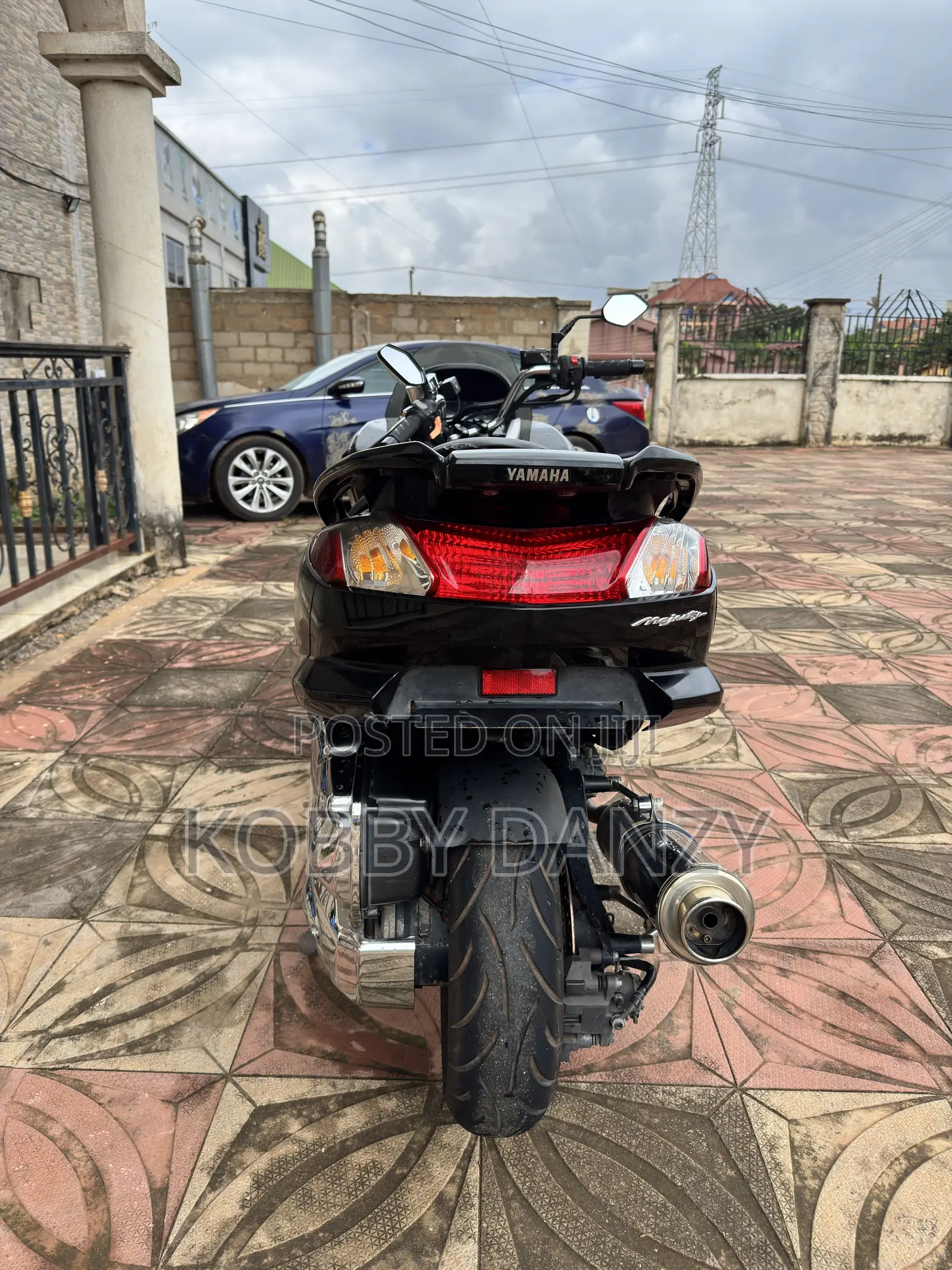 Yamaha Majesty 2012 Black