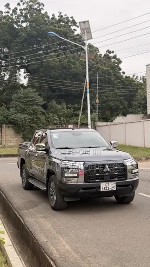 Mitsubishi L200 2025 Black