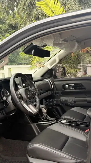 Mitsubishi L200 2025 Black