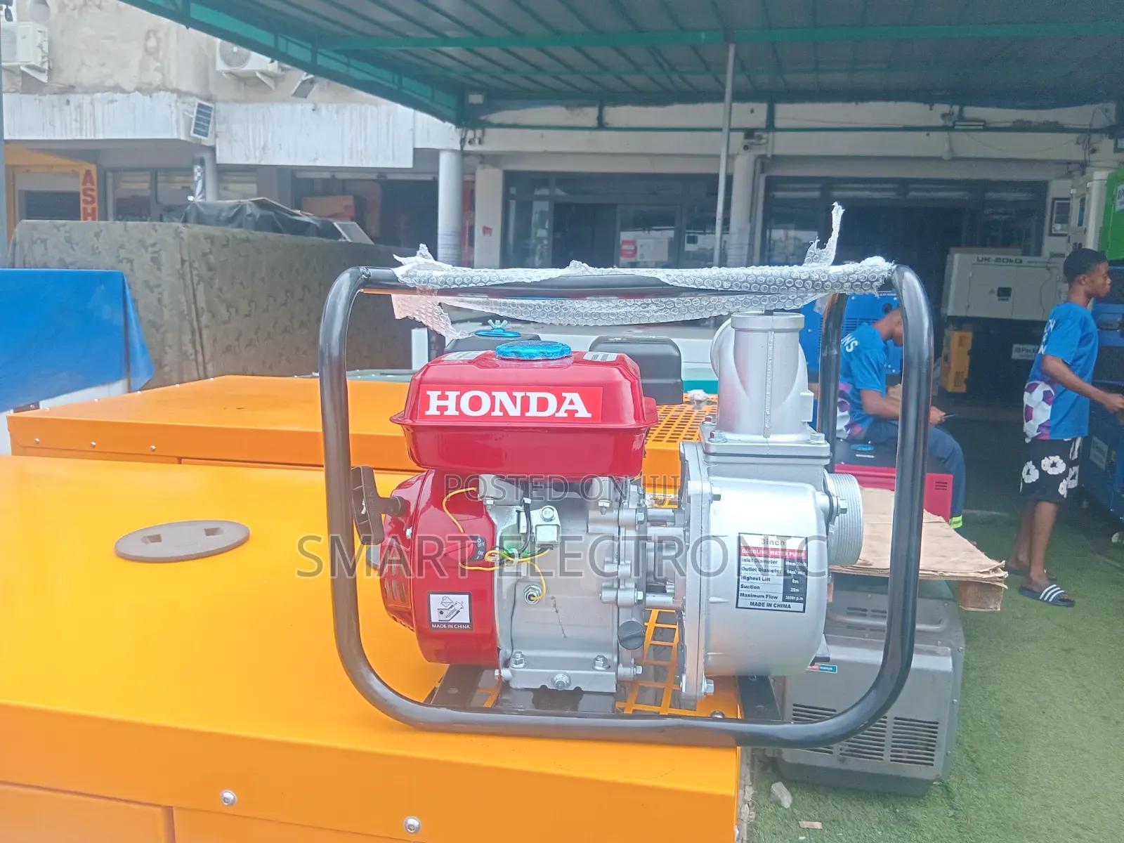 Powerful Honda 7.5hp Water Pump – Fast Pumping, Strong Engine Heavy