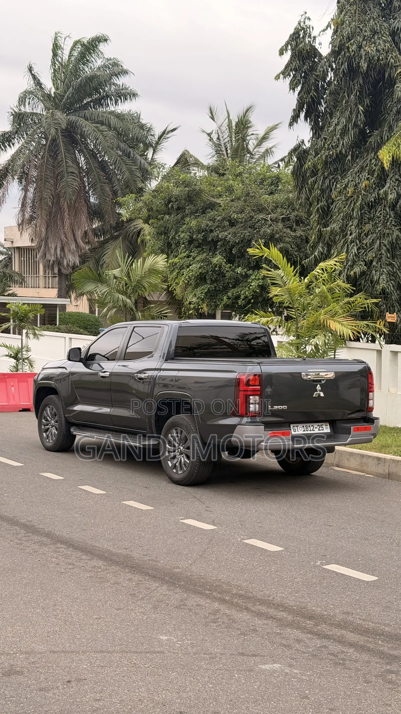 Mitsubishi L200 2025 Black