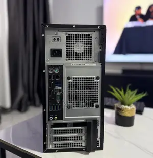 Desktop Computer Dell Precision 3000 16GB Intel Core i7 HDD 128GB