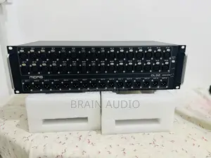 MIDAS DL32 Stage Box