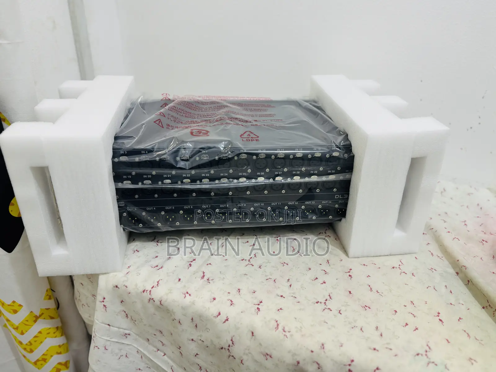 MIDAS DL32 Stage Box