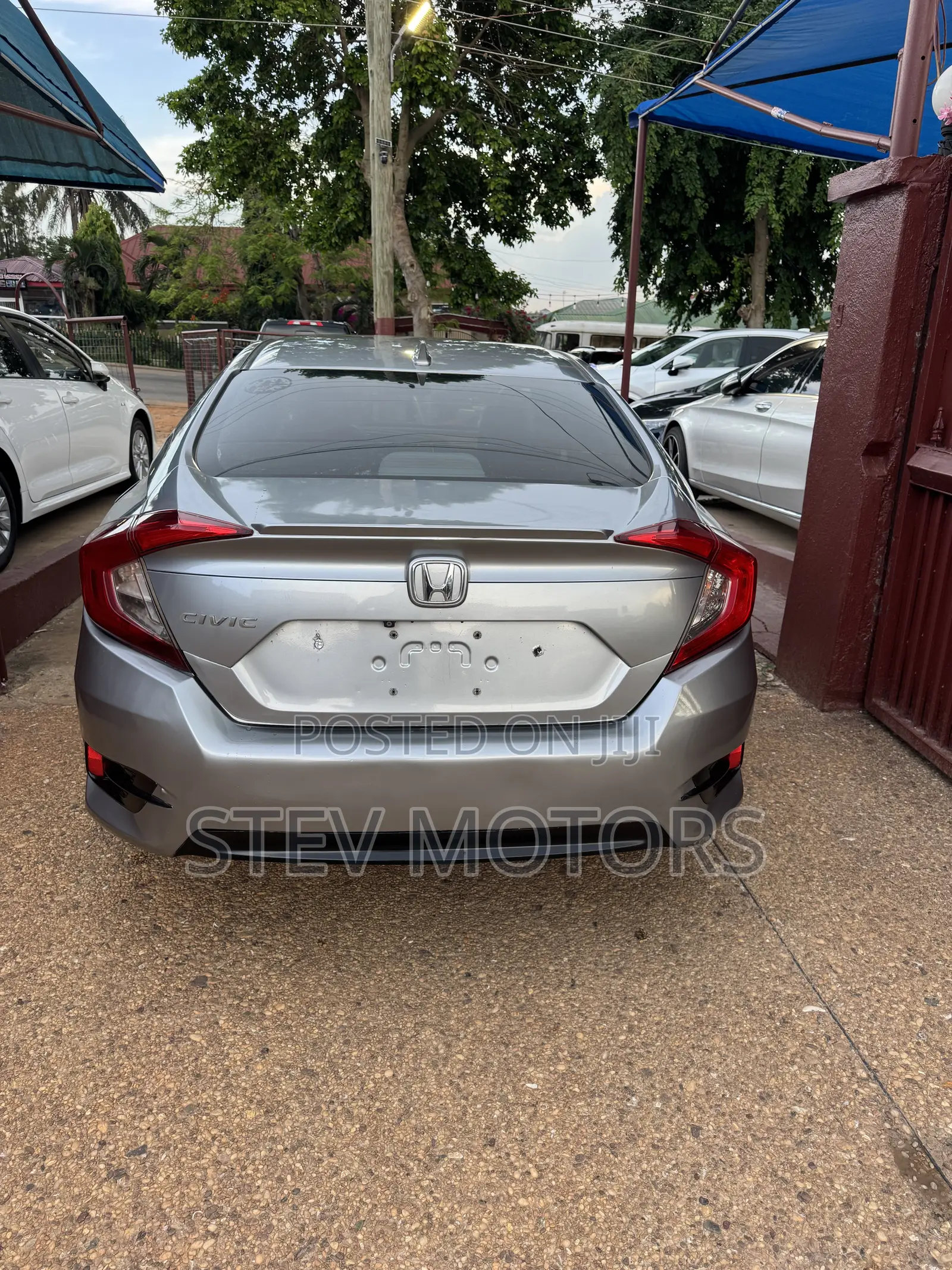 Honda Civic EX-L 4dr Sedan (1.5L 4cyl) 2016 Silver