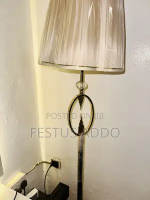 Luxery Crystal Floor Lamb