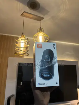 JBL Flip 7 — Portable Bluetooth Speaker